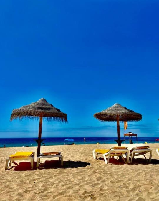 Blue Skies Villas 1&2 Mexilhoeira Grande Экстерьер фото